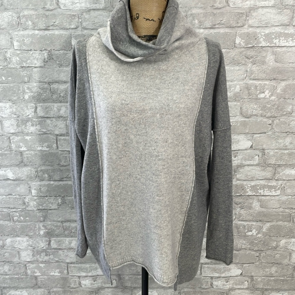 Mantovani Studio Colorblock Cashmere Wool Cowlneck Sweater